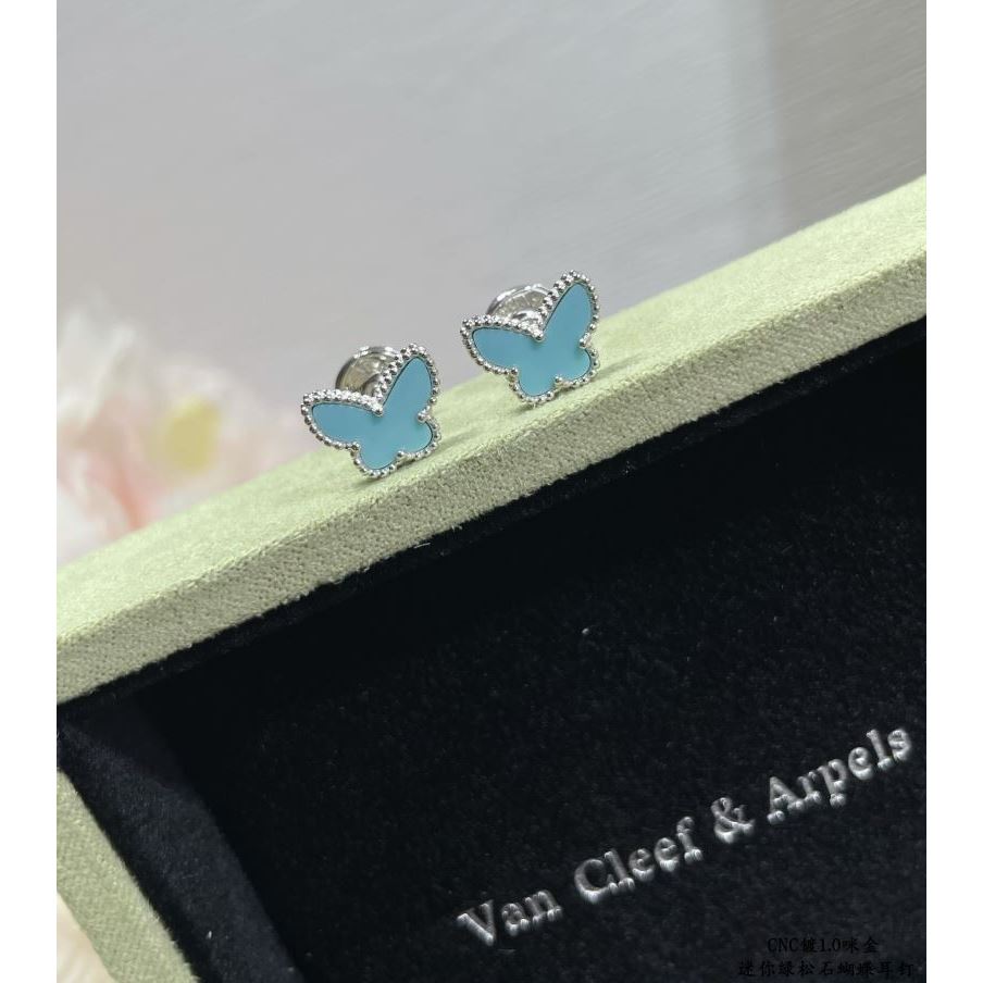 Vca Earrings - Click Image to Close